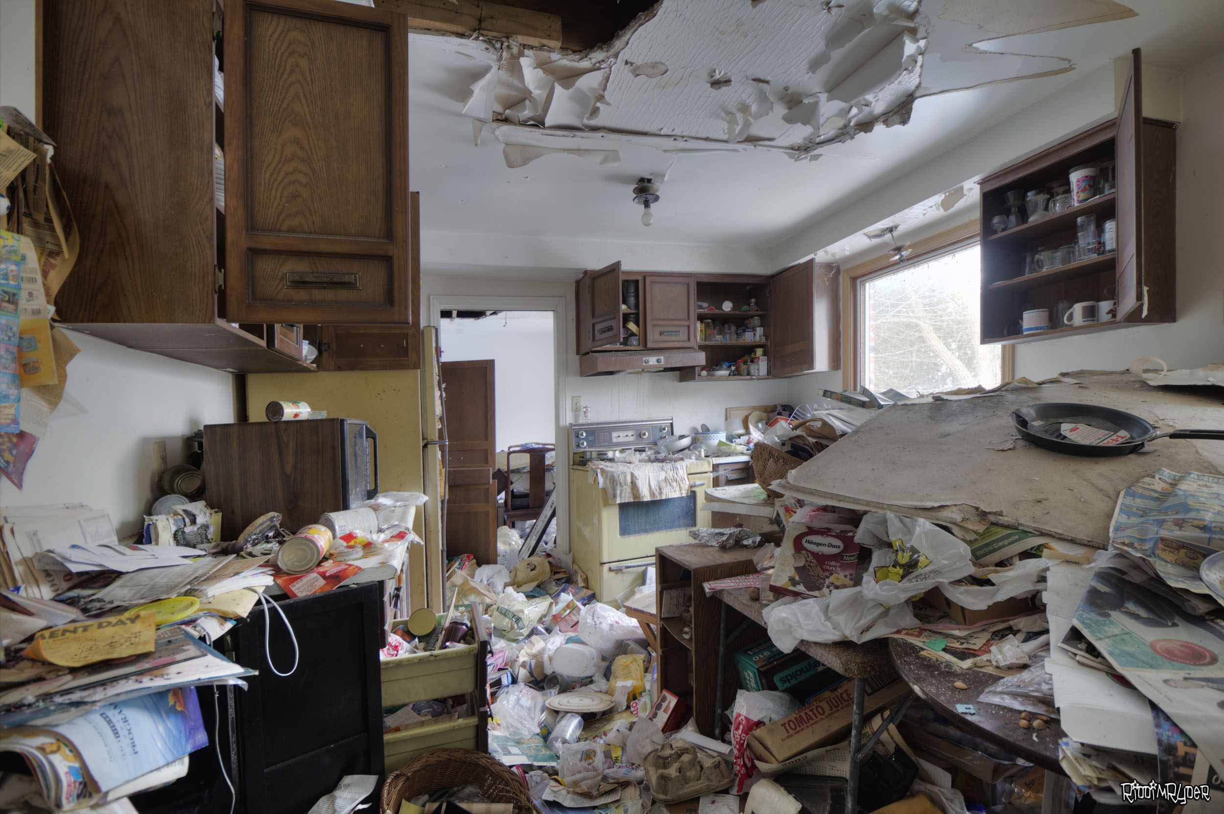 Abandoned Hoarder House Abandoned Riddimryder